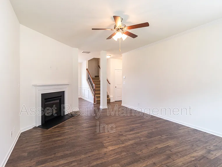 4831 Birchcrest Ln — Photo 10
