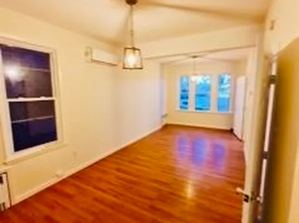 38 West 13th Street image 3 of 17