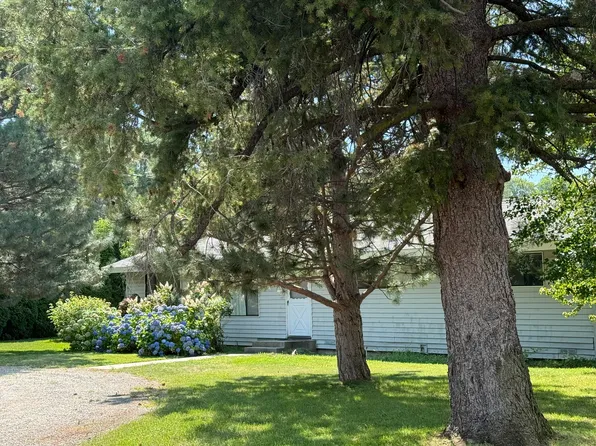 22 Dietrich Rd, Chelan, WA 98816