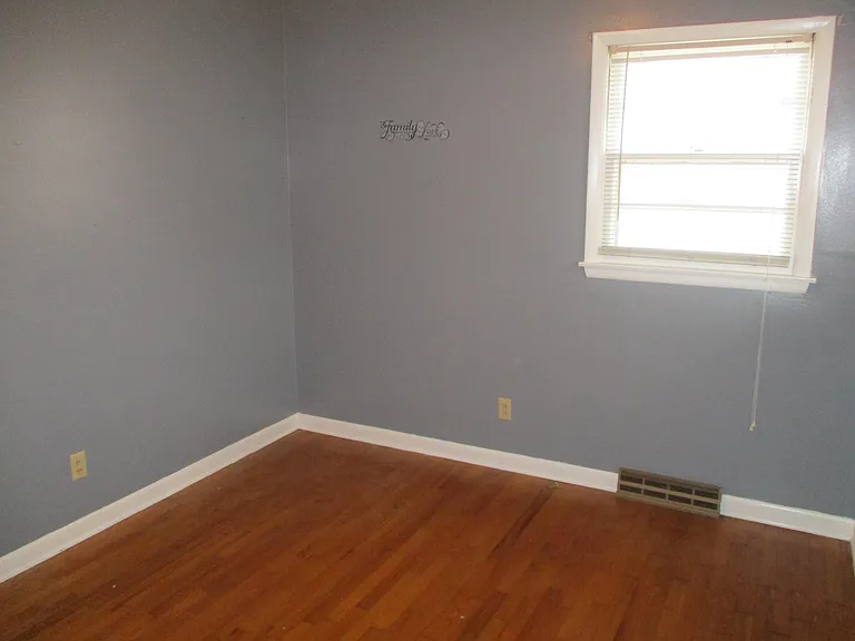2508 N Franklin Ave — Photo 7
