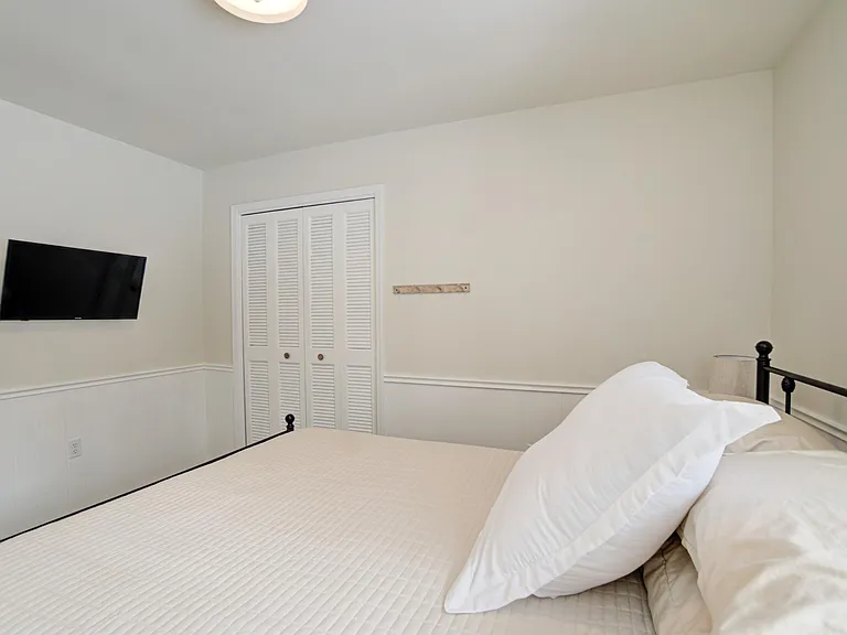 781 Pine Bay Ave — Photo 21