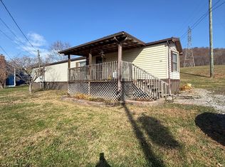 2153 Siam Rd, Elizabethton, TN 37643