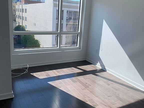 4th image of 1788 Clay St #606