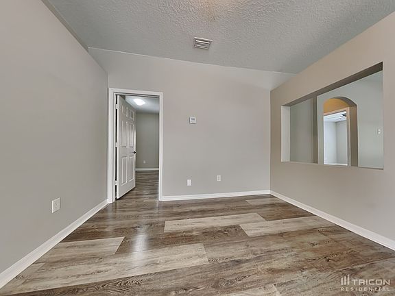 2nd image of 9909 Jasmine Brook Cir