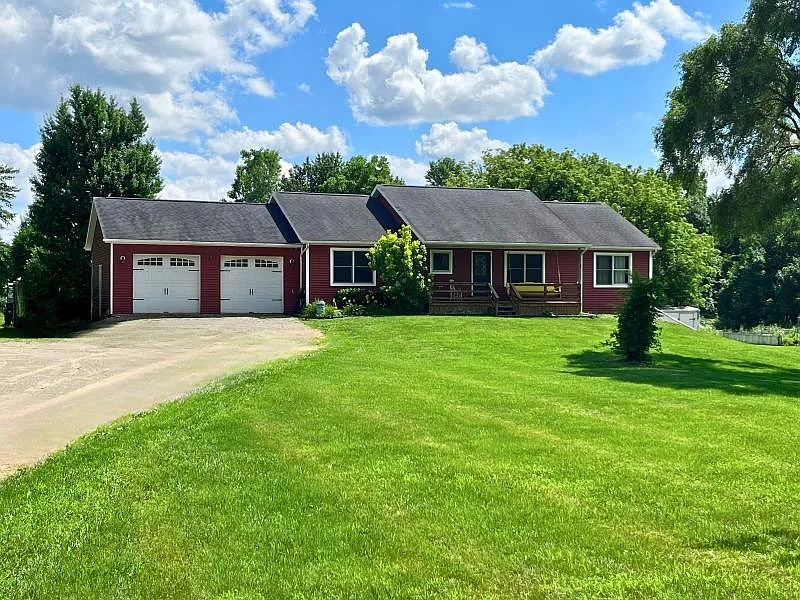 5795 Arbela Rd photo 1