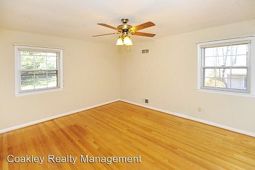 5th image of 5415 Linden Ct