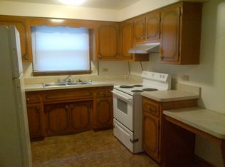 1127 W 127th St #1ST, Calumet Park, IL 60827