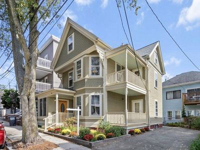 14 Moore St, Somerville, MA, 02144