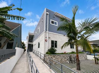 1212 W 37th Dr, Los Angeles, CA 90007