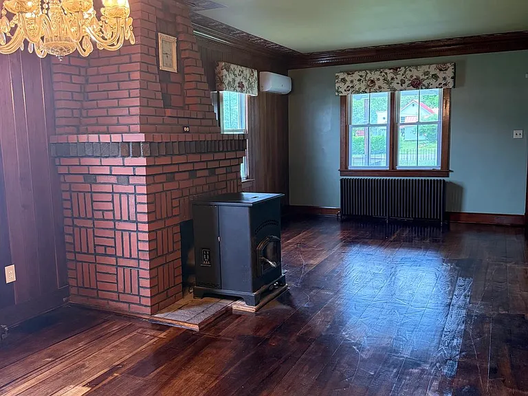 590 Aiken Ave #MAIN — Photo 10