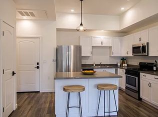 Catalina Luxury Apartments, Whittier, CA 90605