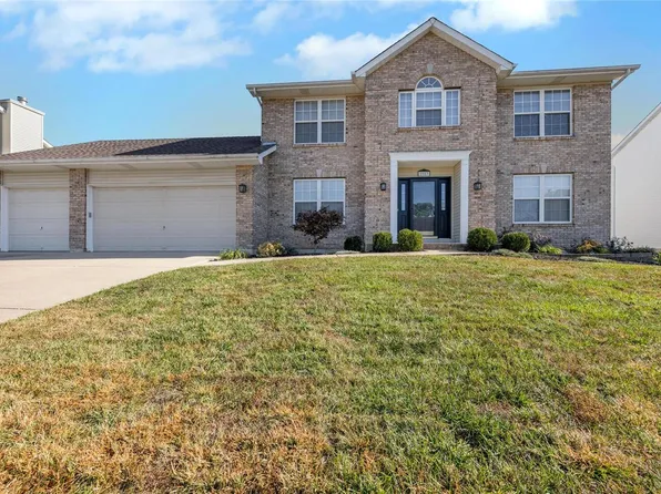 2983 Middlesburg Dr, O'Fallon, MO 63368