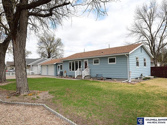 2nd image of 1811 N Taylor Ave