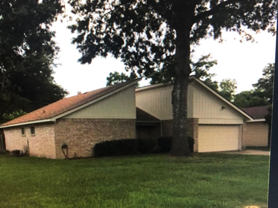 1st image of 17303 Baronshire Dr