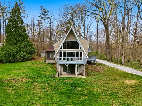 11480 N Roanoke Rd, Roanoke, IN 46783