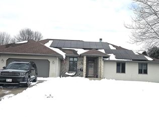 720 Waveland Road, Janesville, WI 53548