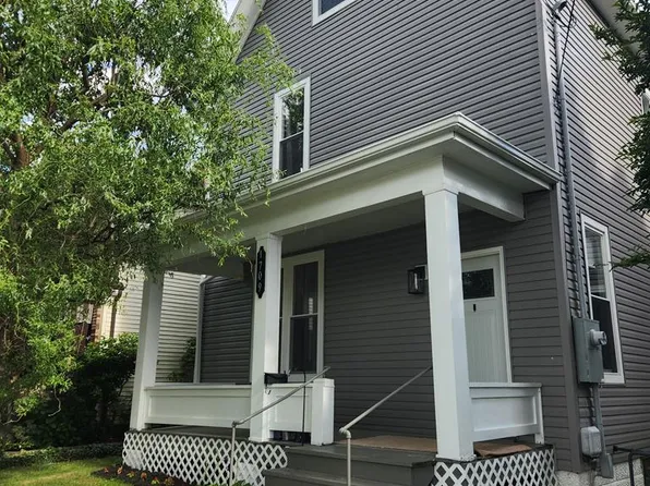1709 3rd Street, Moundsville, WV 26041