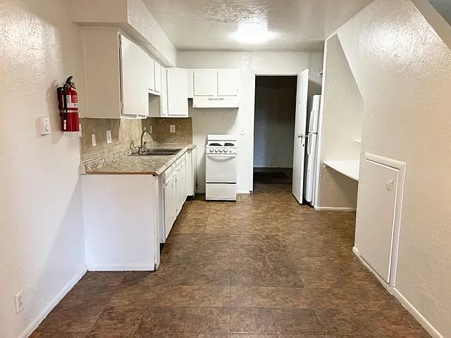 Dining / Kitchen