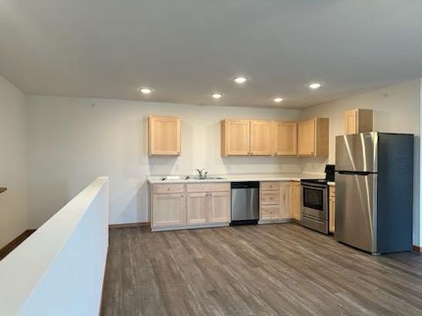 821-922 Adams Ct #802