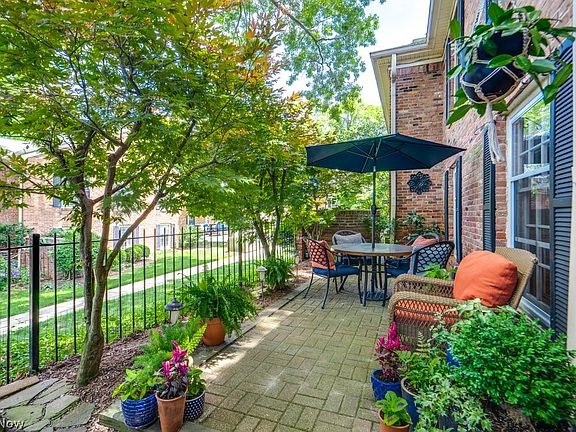 4th image of 1265 Wednesbury Cir APT 3A