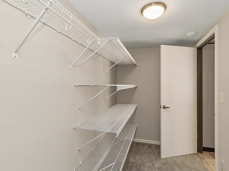 532 Colby Ave — Photo 19