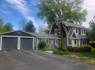 40566 Saal Rd, Sterling Heights, MI 48313