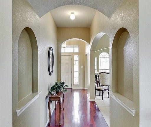 3rd image of 414 Cimarron Meadows Dr