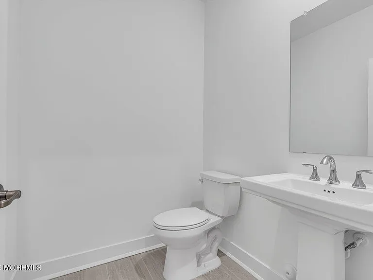 122 Woolley Ct — Photo 20