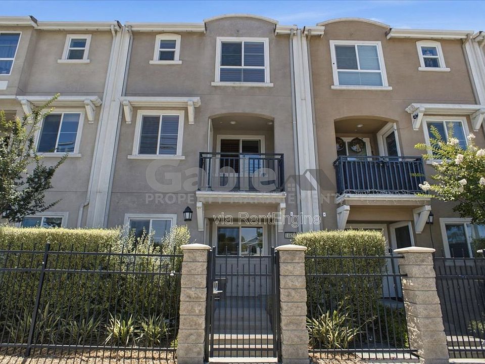 1st image of 14854 Nordhoff St