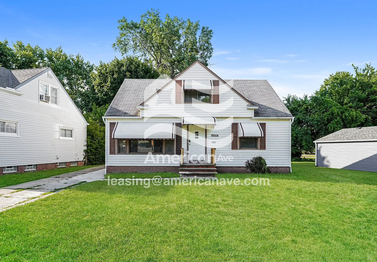 4 bed, 1.0 bath, 1348 sqft, $1,522 — Photo 1
