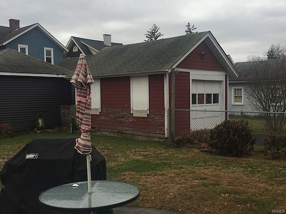 4th image of 7 Kingston Ave