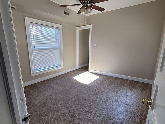 4th image of 439 W Ferry St Unit 6-203