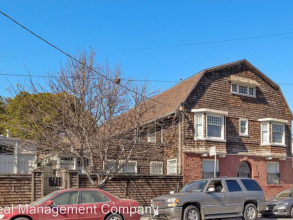 4th image of 3274 26th St #3274