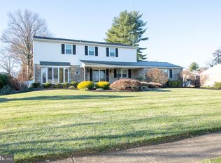 836 Furrow Ln, Huntingdon Valley, PA 19006
