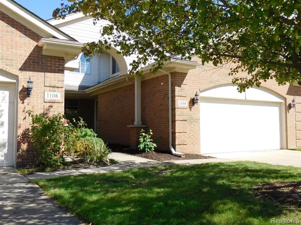 1104 Maya Ct #1, Troy, MI 48085