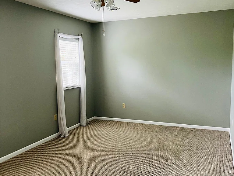 1317 Lancaster St — Photo 7