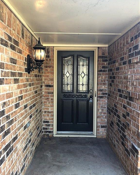 1st image of 1111 Brookside Dr
