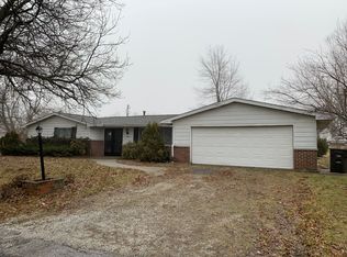 7329 Autumn View Dr, Fort Wayne, IN 46816