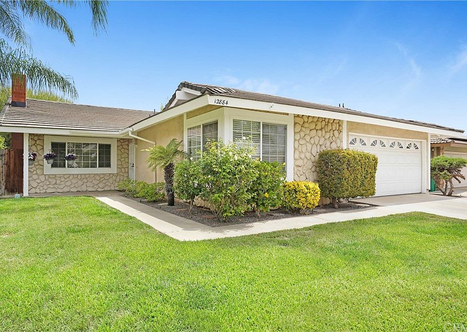 1st image of 12884 Sunnymeadows Dr