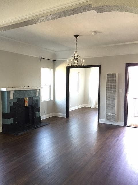 bonus room off living room. use for office or formal dining?