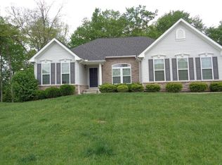 1424 Woodbury Glen Dr, Amelia, OH 45102