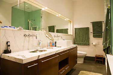 Sold by aptsandlofts.com