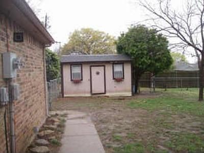 3rd image of 329 Shepards Hill Dr