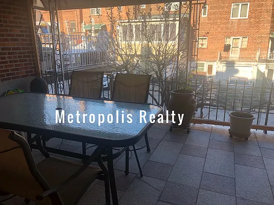 Rented by Metropolis International Realty Inc. | media 7