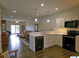 904 Meadow St, Beatrice, NE 68310