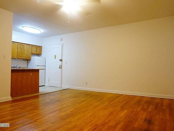 2nd image of 2519 30th Dr APT 1K