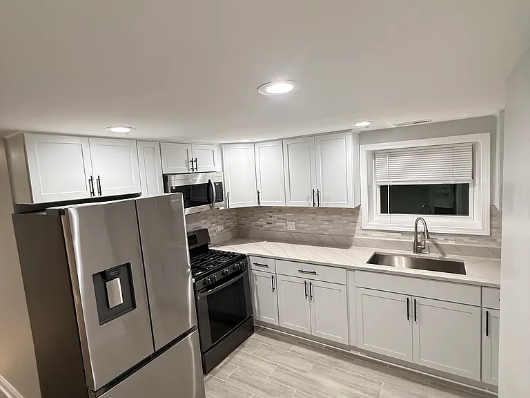 2952 N Nagle Ave #BASEMENT — Photo 3
