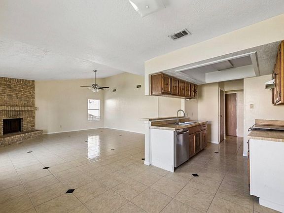 2nd image of 16610 Quail Park Dr