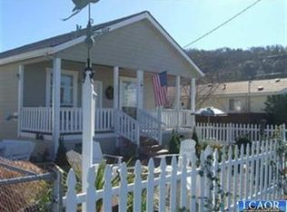 6888 Frontage Road Ext, Lucerne, CA 95458