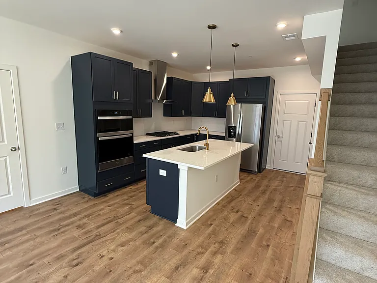 20966 Bluebird Sq #141 — Photo 8